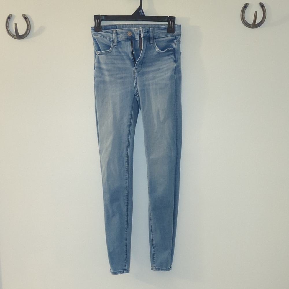 American Eagle Outfitters Light Blue Skinny Jeans